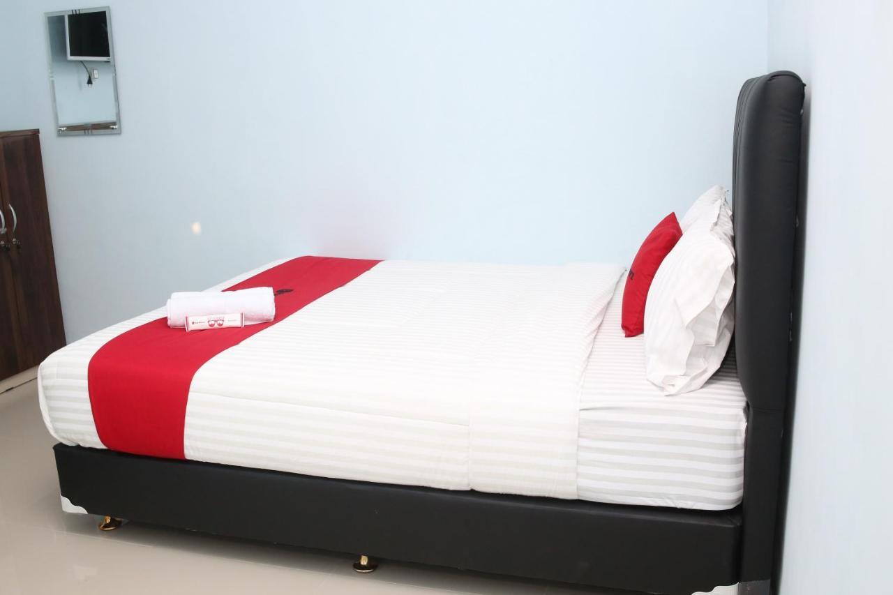 Reddoorz Syariah Near Suncity Mall Madiun Zewnętrze zdjęcie