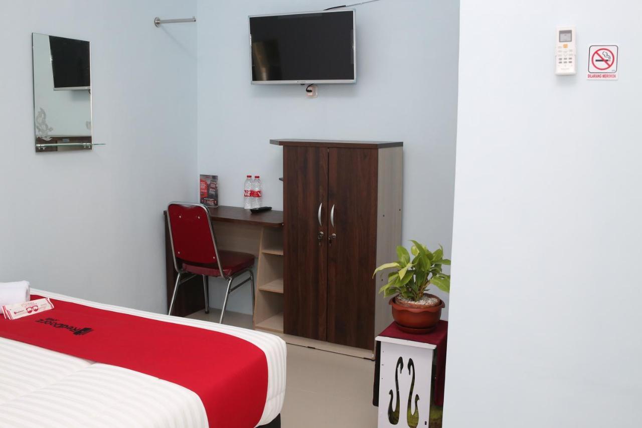 Reddoorz Syariah Near Suncity Mall Madiun Zewnętrze zdjęcie