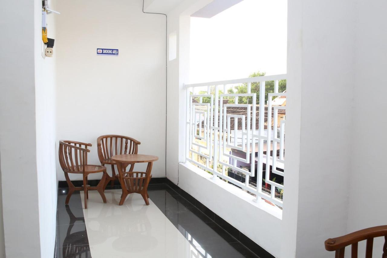 Reddoorz Syariah Near Suncity Mall Madiun Zewnętrze zdjęcie