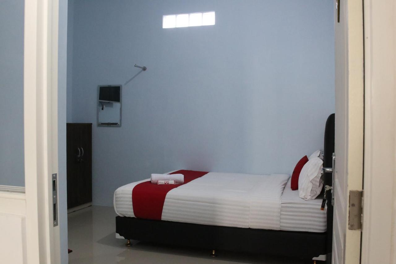 Reddoorz Syariah Near Suncity Mall Madiun Zewnętrze zdjęcie