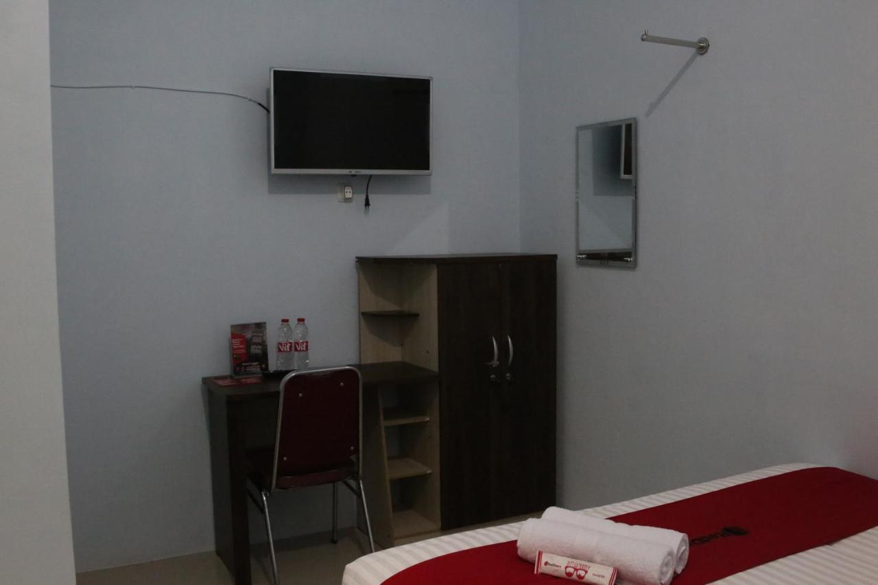 Reddoorz Syariah Near Suncity Mall Madiun Zewnętrze zdjęcie